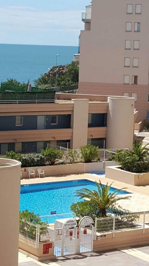 Appartement T3 Traversant Residence Standing Garage Et Piscine Exterieure Gratuits Sete Exterior photo